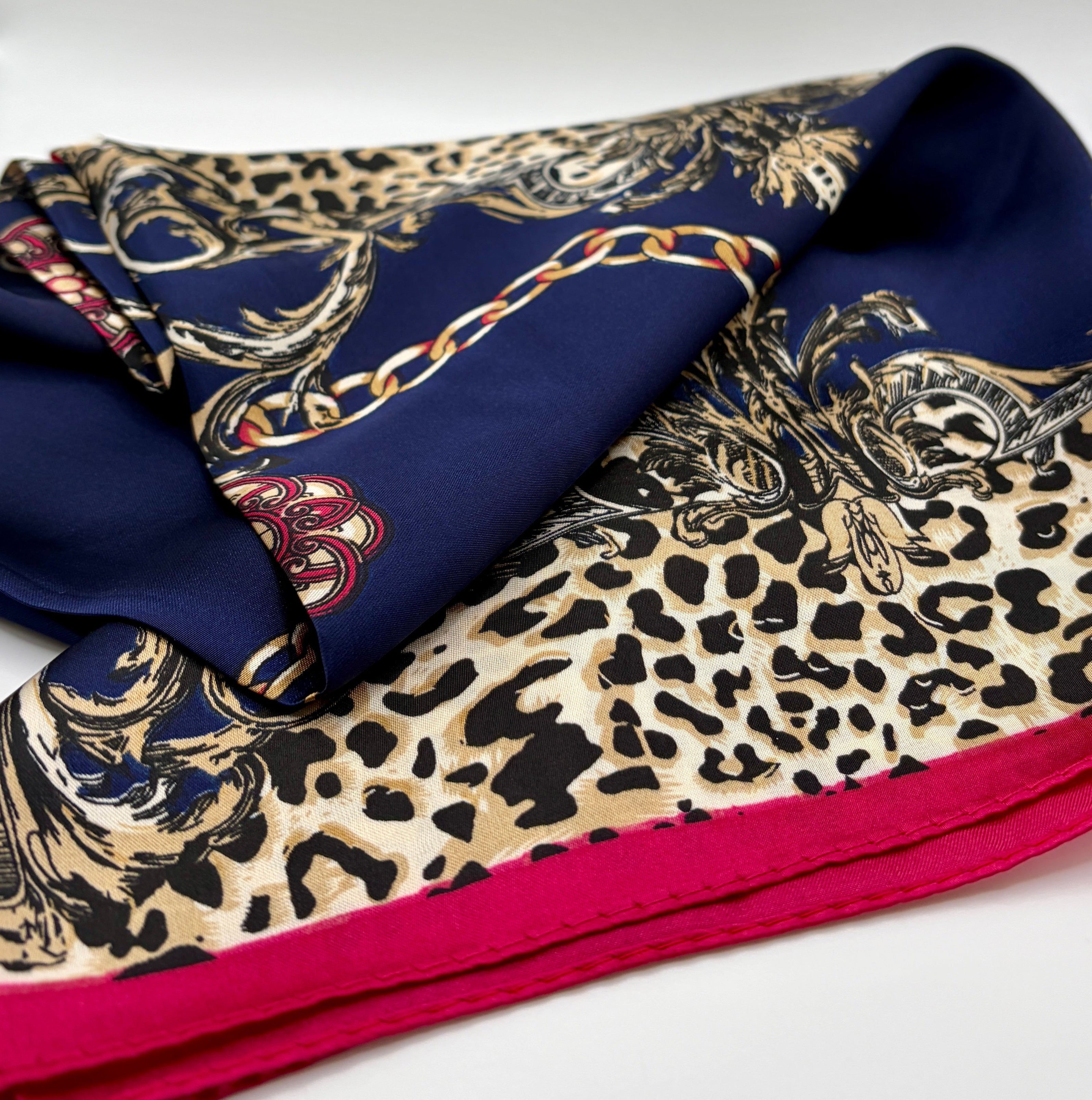 The Scarf Collection - Dark Blue Pink Panther - Sjaal