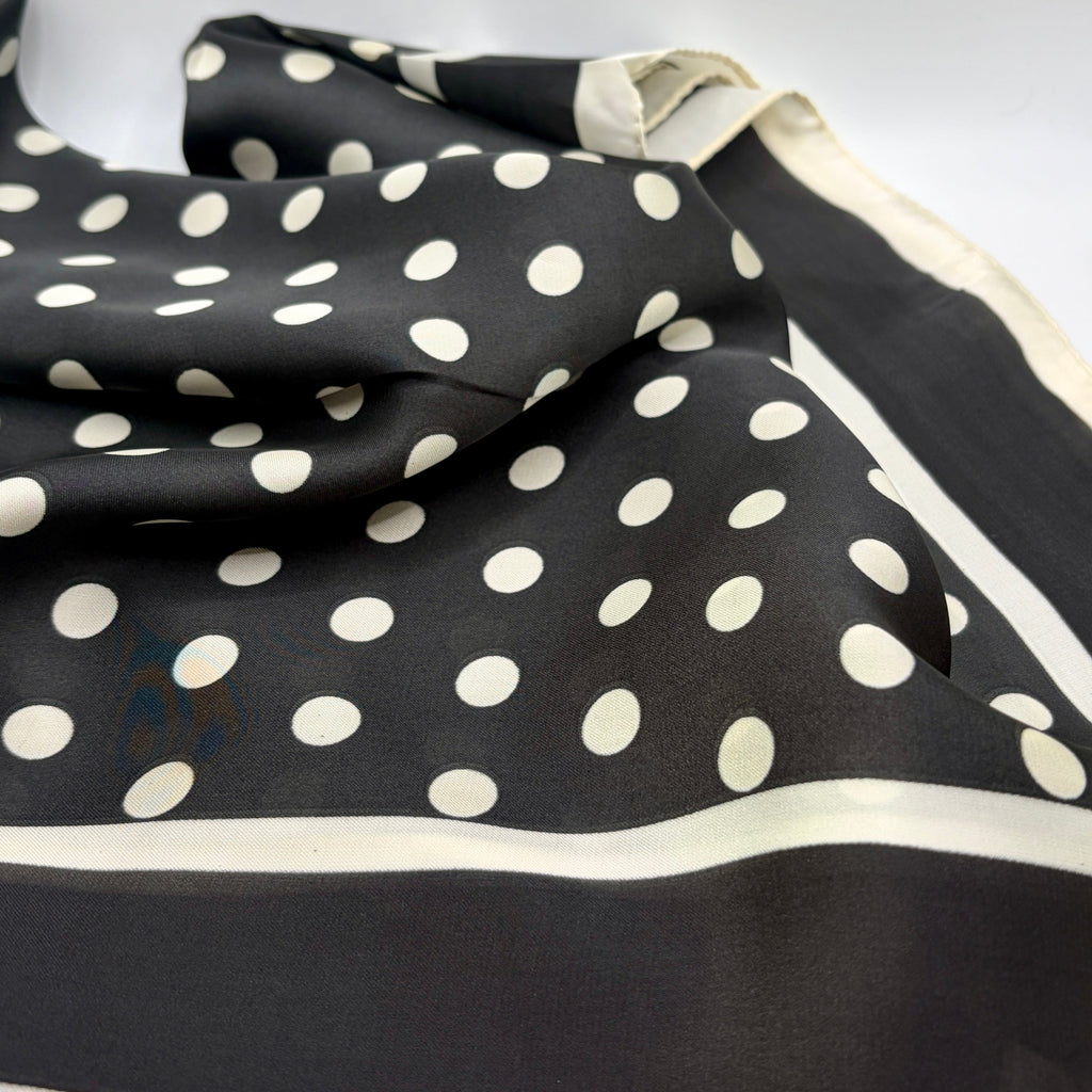 The Scarf Collection - Black Polkadot Dot Dot - Sjaal