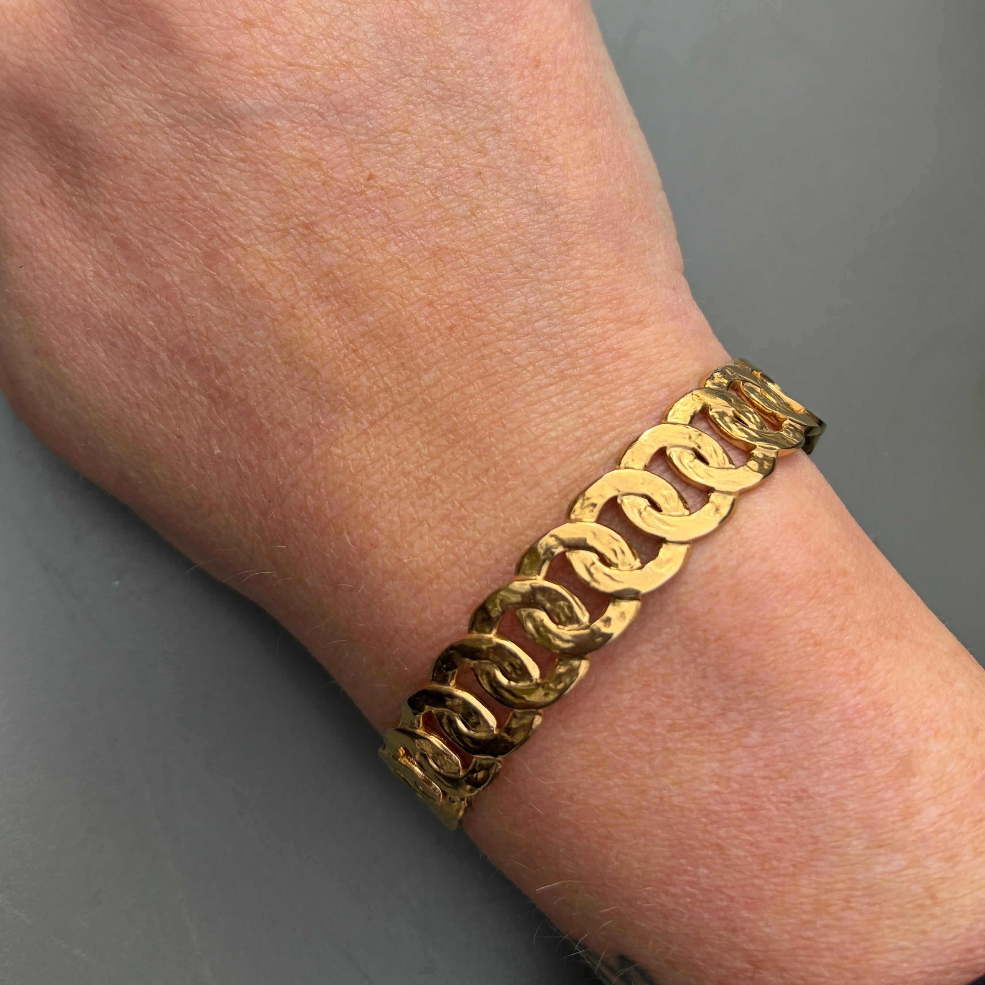 The Basics - Chained Bracelet - Goud